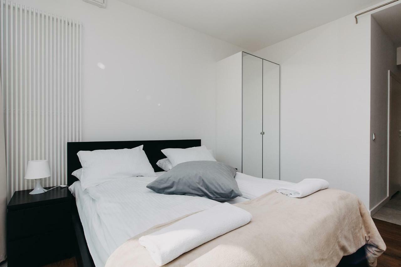 Shortstaypoland Kolejowa Warsaw Exterior photo